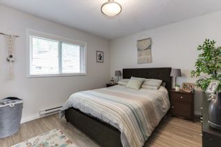 Photo 17: 916 BRITTON Drive in Port Moody: North Shore Pt Moody Townhouse for sale in "WOODSIDE VILLAGE" : MLS®# R2659085