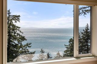 Photo 22: 14140 MARINE Drive: White Rock House for sale in "White Rock" (South Surrey White Rock)  : MLS®# R2746255