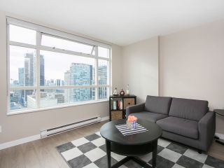 Photo 1: 2601 438 SEYMOUR Street in Vancouver: Downtown VW Condo for sale in "CONFERENCE PLAZA" (Vancouver West)  : MLS®# R2221767
