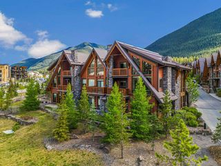 Photo 2: 101 2100D Stewart Creek Drive: Canmore Row/Townhouse for sale : MLS®# A2052195