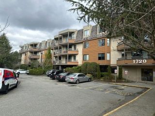 Photo 1: 307 1720 SOUTHMERE Crescent in Surrey: Sunnyside Park Surrey Condo for sale in "CAPSTAN WAY" (South Surrey White Rock)  : MLS®# R2773917
