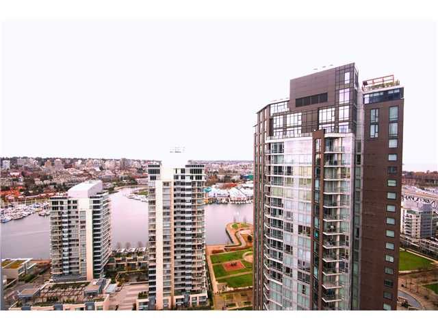 Main Photo: 3103 1408 STRATHMORE MEWS in Vancouver: Yaletown Condo for sale in "WEST ONE" (Vancouver West)  : MLS®# V940699
