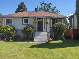Photo 1: 1571 RUPERT Street in North Vancouver: Home for sale : MLS®# V1012915