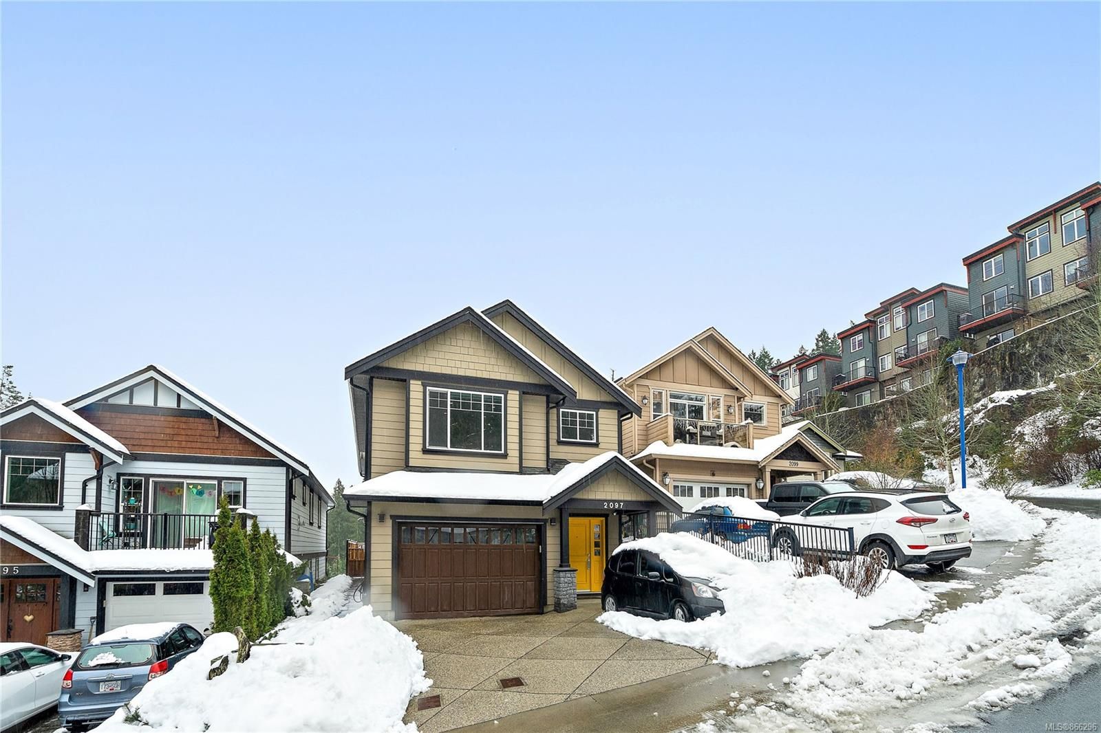 Main Photo: 2097 Longspur Dr in Langford: La Bear Mountain House for sale : MLS®# 866296