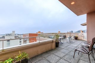 Photo 30: 402 15111 RUSSELL Avenue: White Rock Condo for sale in "Pacific Terrace" (South Surrey White Rock)  : MLS®# R2748122