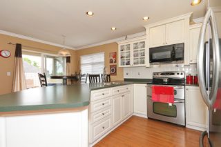 Photo 11: 6342 135 Street in Surrey: Panorama Ridge House for sale in "Heritage Woods" : MLS®# F1117563