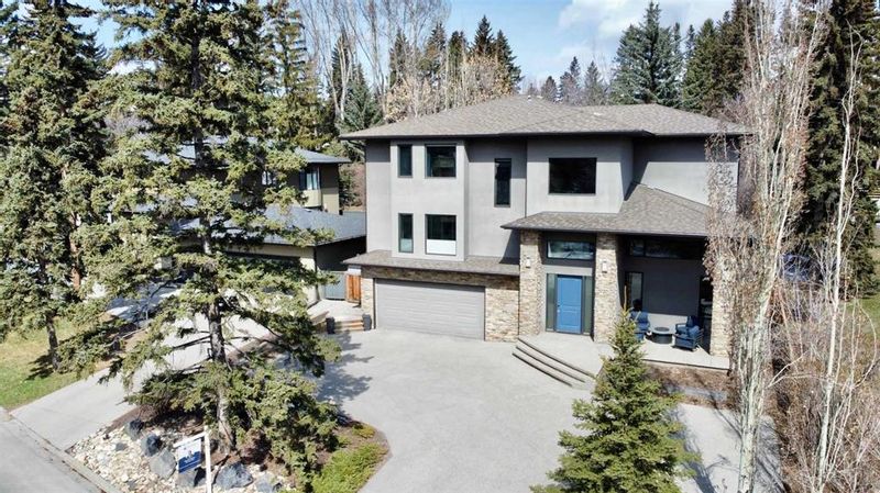 FEATURED LISTING: 1020 Premier Way Southwest Calgary