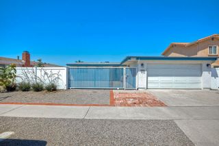 Photo 4: SERRA MESA House for sale : 3 bedrooms : 3214 Mobley St in San Diego
