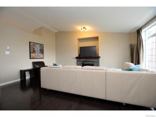 Photo 7: 8029 SHORTGRASS Bay in Regina: Fairways West Residential for sale : MLS®# SK611118