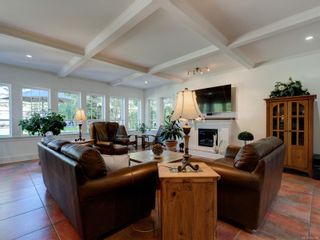 Photo 10: 662 Hoylake Ave in Langford: La Thetis Heights House for sale : MLS®# 856584