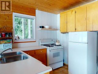 Photo 4: 9302 POWELL LAKE in Powell River: House for sale : MLS®# 17937