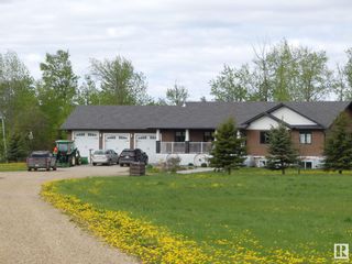 Photo 1: 57114 RGE RD 231: Rural Sturgeon County Manufactured Home for sale : MLS®# E4319494