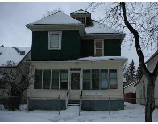 Main Photo: 399 Manitoba Ave. in Winnipeg: Residential for sale : MLS®# 2905068