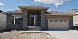Photo 1: 77 Maple Creek Ddrive in Winnipeg: House for sale (South Winnipeg)  : MLS®# 1208663