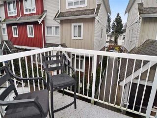 Photo 11: 518 1661 FRASER Avenue in Port Coquitlam: Glenwood PQ Townhouse for sale in "BRIMLEY MEWS" : MLS®# R2740251