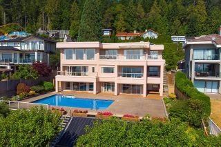Photo 2: 1545 CHARTWELL Drive in West Vancouver: Chartwell House for sale : MLS®# R2722851