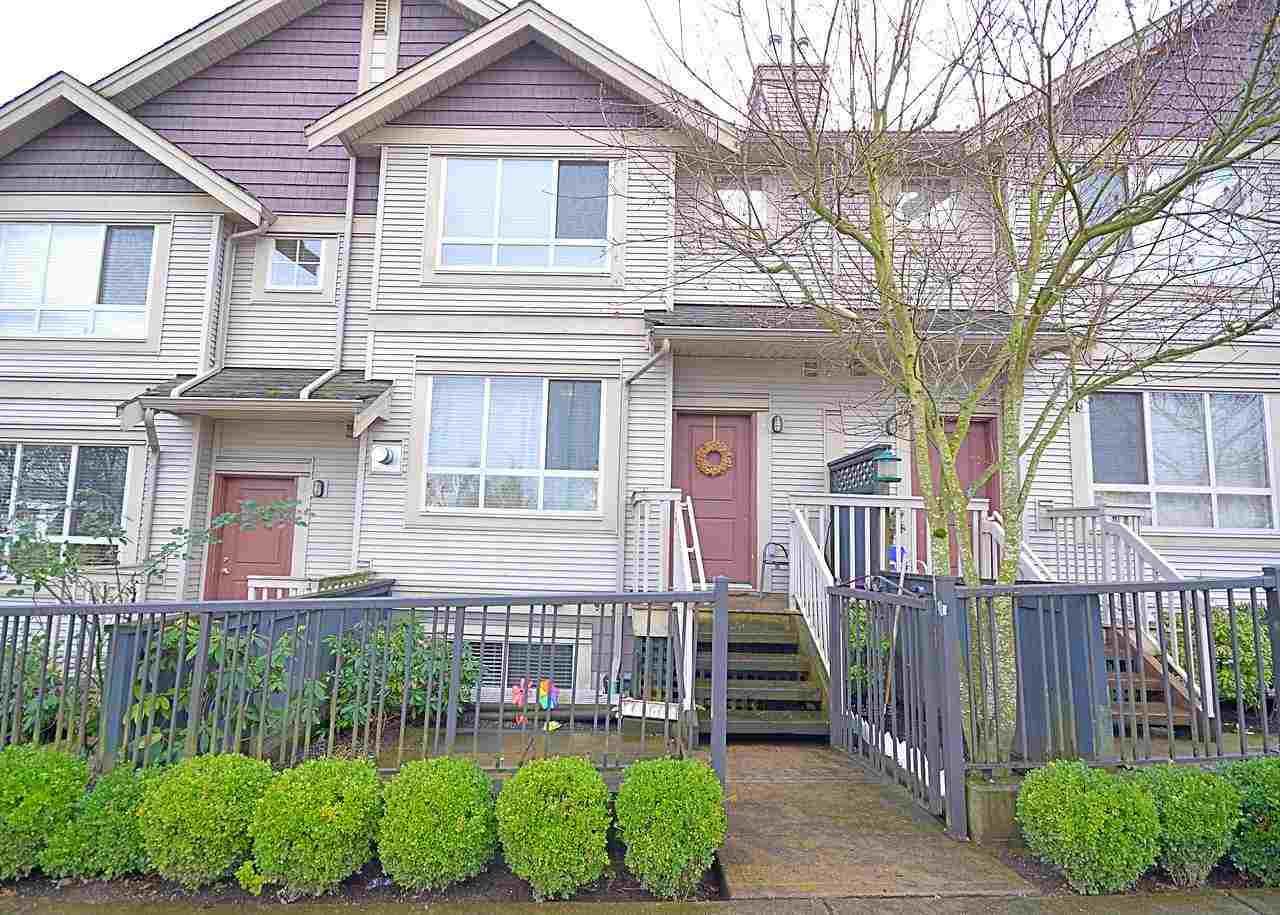 Main Photo: 4 19560 68 Avenue in Surrey: Clayton Townhouse for sale in "SOLANA" (Cloverdale)  : MLS®# R2232580