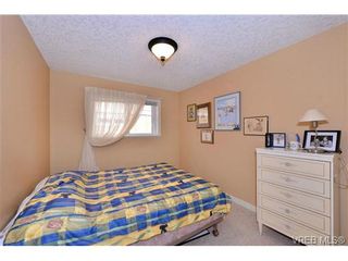Photo 12: 4131 Rockhome Gdns in VICTORIA: SE High Quadra House for sale (Saanich East)  : MLS®# 713784