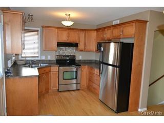 Photo 4: 735 Rutherford Lane in Saskatoon: Sutherland Single Family Dwelling for sale (Saskatoon Area 01)  : MLS®# 496956
