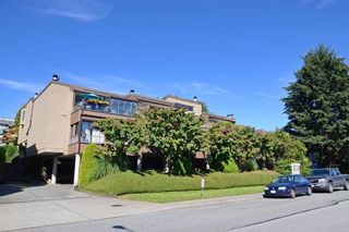 Photo 1: 26 220 E 4TH STREET in North Vancouver: Lower Lonsdale Townhouse for sale : MLS®# R2094449
