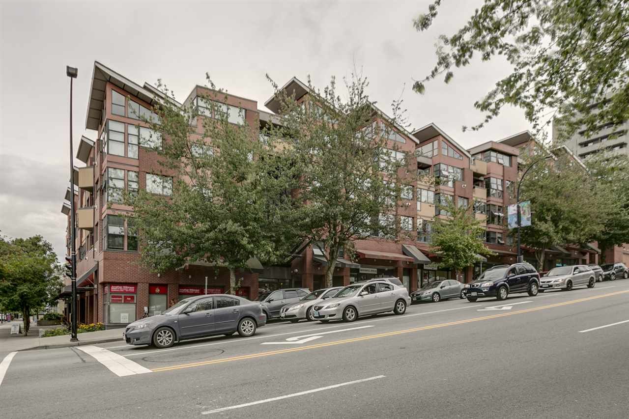 Main Photo: 406 305 LONSDALE AVENUE in North Vancouver: Lower Lonsdale Condo for sale : MLS®# R2188003