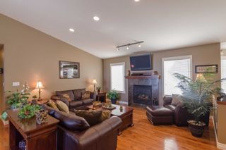 Photo 2: 43 Sage Place in Oakbank: Single Family Detached for sale : MLS®# 1407611