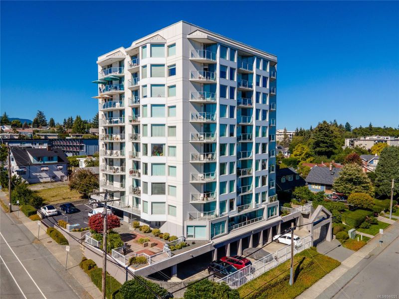 FEATURED LISTING: 502 - 220 Townsite Rd Nanaimo