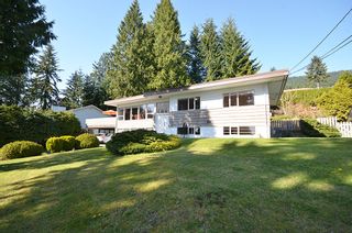 Photo 13: 480 GREENWAY AV in North Vancouver: Upper Delbrook House for sale : MLS®# V1003304