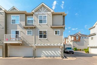 Photo 1: 313 Elgin Gardens SE in Calgary: McKenzie Towne Row/Townhouse for sale : MLS®# A2066925