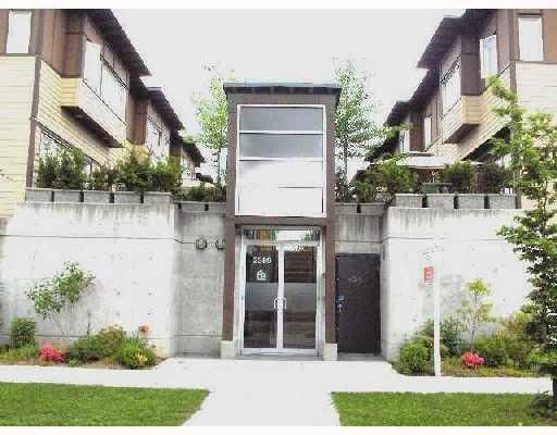 Main Photo: # 7 2389 CHARLES ST in Vancouver: Condo for sale : MLS®# V710163