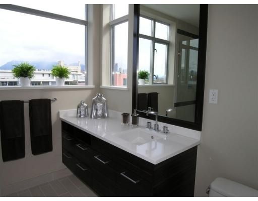 Photo 11: Photos: # 208 1750 W 3RD AV in Vancouver: Townhouse for sale : MLS®# V705428