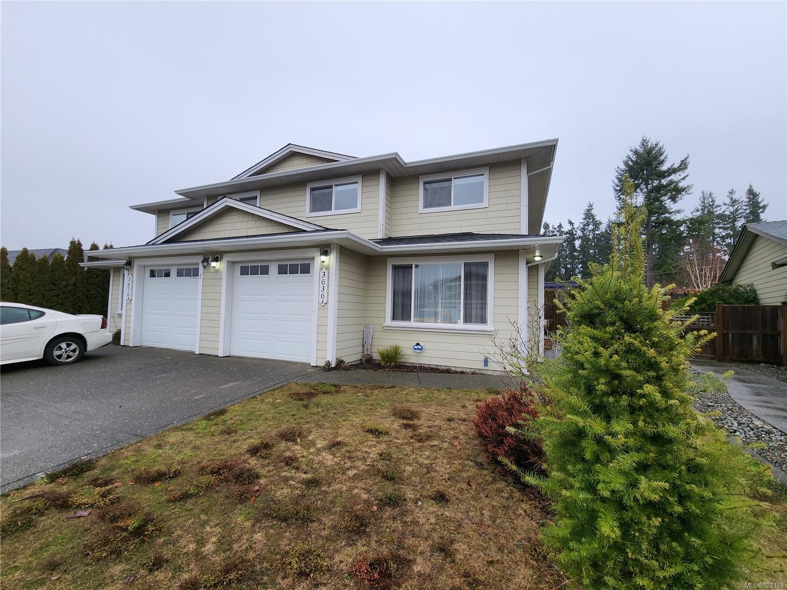Main Photo: B 3636 Brind'Amour Dr in Campbell River: CR Willow Point Half Duplex for sale : MLS®# 921128