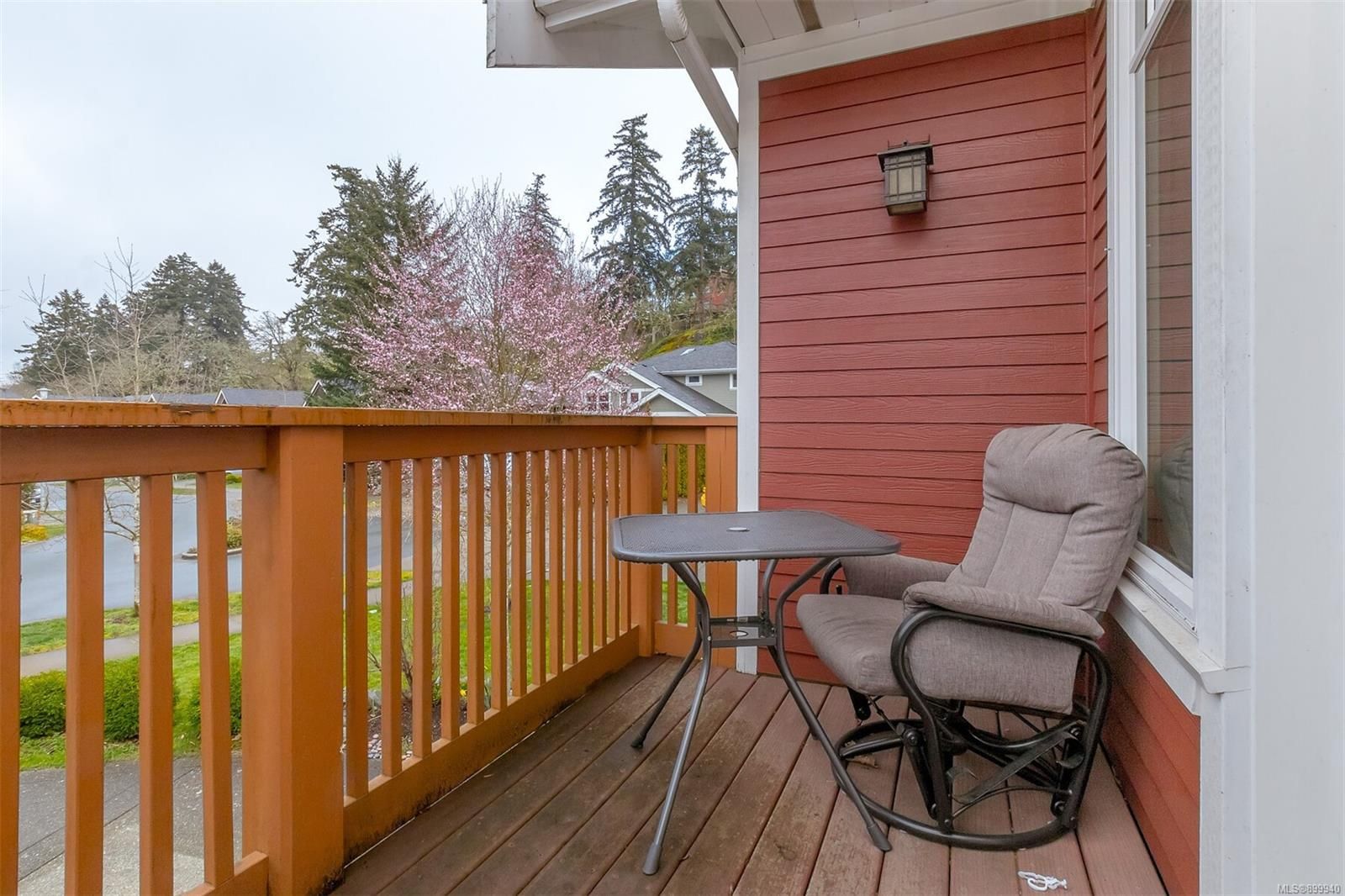 Photo 16: Photos: 3839 South Valley Dr in Saanich: SW Strawberry Vale House for sale (Saanich West)  : MLS®# 899940