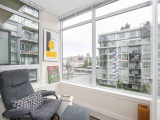 Photo 8: 610 38 W 1ST Avenue in Vancouver: False Creek Condo for sale (Vancouver West)  : MLS®# R2723644