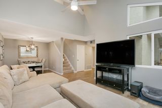 Photo 3: SOUTHWEST ESCONDIDO House for sale : 3 bedrooms : 1289 Lancer Glen in Escondido
