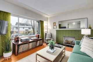 Photo 3: 2156 E 4TH Avenue in Vancouver: Grandview Woodland House for sale (Vancouver East)  : MLS®# R2668153