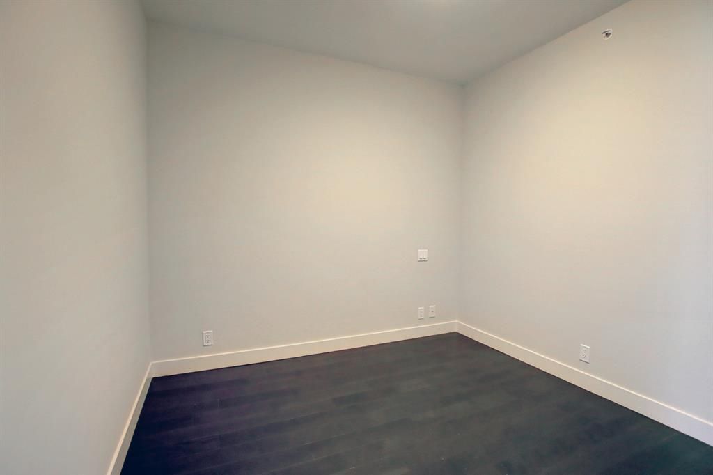 Photo 30: Photos: 420 222 Riverfront Avenue SW in Calgary: Chinatown Apartment for sale : MLS®# A1207138