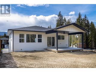 Photo 32: 1390 21 Street NE in Salmon Arm: House for sale : MLS®# 10303165