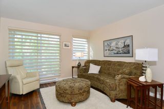 Photo 2: 308 1508 MARINER Walk in Vancouver: False Creek Condo for sale in "MARINER POINT" (Vancouver West)  : MLS®# V1062003