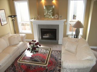 Photo 4: 6333 167A Street in Surrey: Cloverdale BC House for sale in "CLOVER RIDGE" (Cloverdale)  : MLS®# F1113809