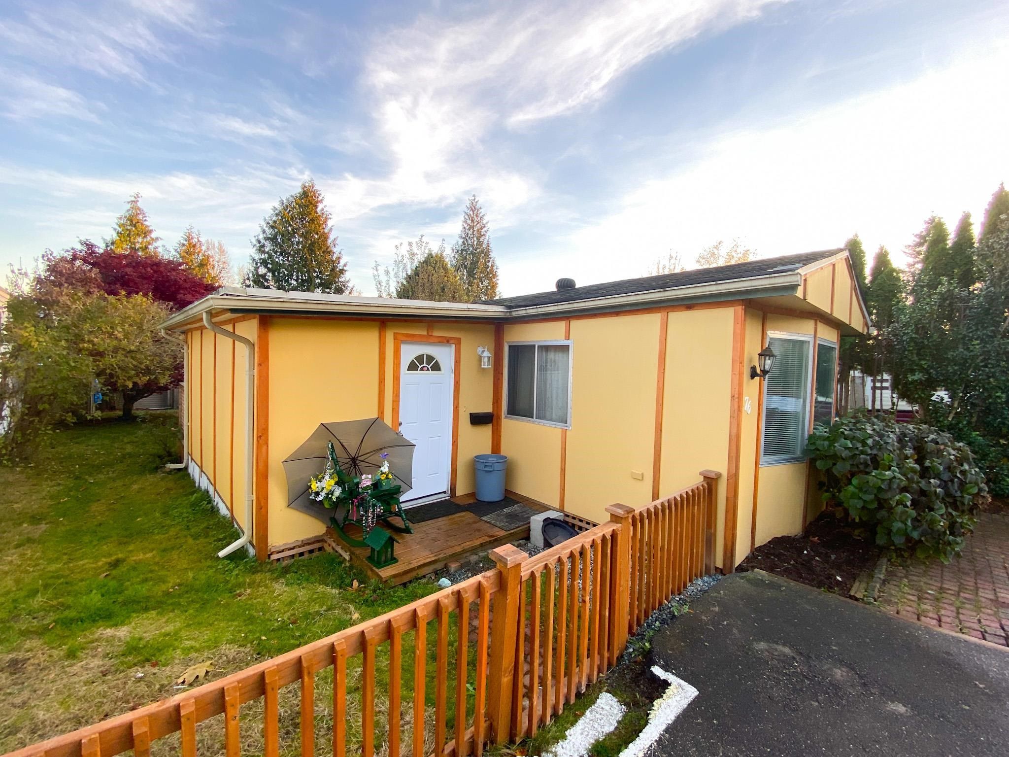 Main Photo: 76 10221 WILSON Street in Mission: Stave Falls Manufactured Home for sale : MLS®# R2783053
