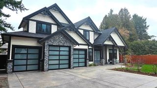 Photo 2: 26595 29 Avenue in Langley: Aldergrove Langley House for sale in "Aldergrove Athletic Park" : MLS®# R2860078