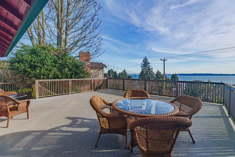 FEATURED LISTING: 14249 MARINE Drive White Rock