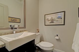 Photo 17: 4 3025 BAIRD Road in North Vancouver: Lynn Valley Townhouse for sale in "Vicinity" : MLS®# R2326169