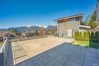 Photo 3: 2008 GLACIER HEIGHTS Place in Squamish: Garibaldi Highlands House for sale : MLS®# R2568998