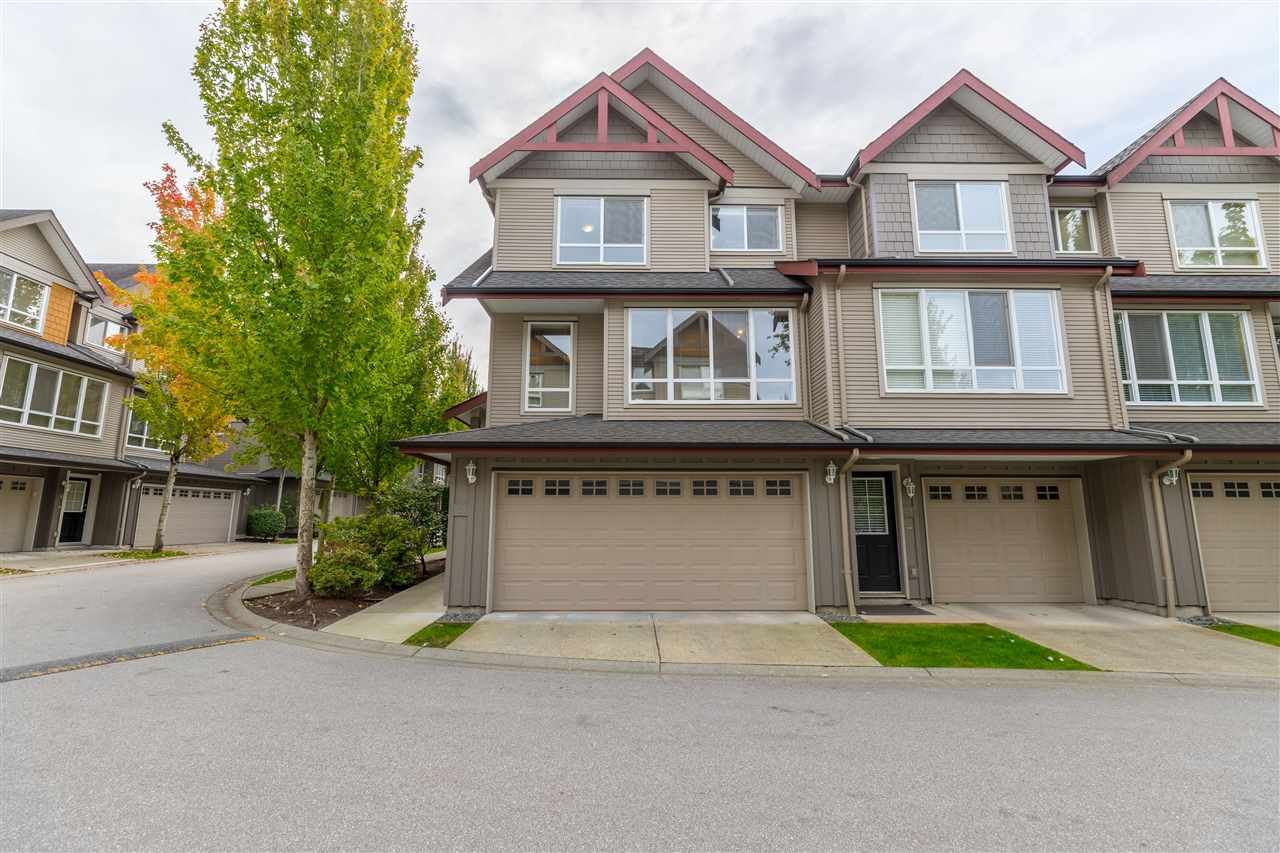 Main Photo: 43 16789 60 Avenue in Surrey: Cloverdale BC Townhouse for sale in "LAREDO" (Cloverdale)  : MLS®# R2411112