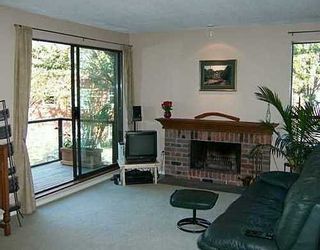 Photo 2: 203 2410 CORNWALL AV in Vancouver West: Home for sale : MLS®# V614404