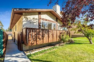 Photo 3: 8128 13 Street NW in Calgary: Beddington Heights Semi Detached (Half Duplex) for sale : MLS®# A2002186