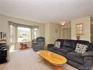 Photo 2: 3430 Pattison Way in VICTORIA: Co Triangle House for sale (Colwood)  : MLS®# 672707