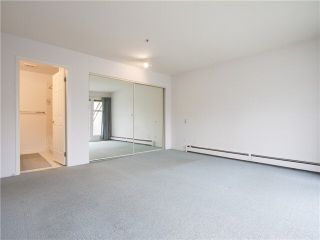 Photo 16: 21 2130 MARINE Drive in West Vancouver: Dundarave Condo for sale in "Lincoln Gardens" : MLS®# V1115405